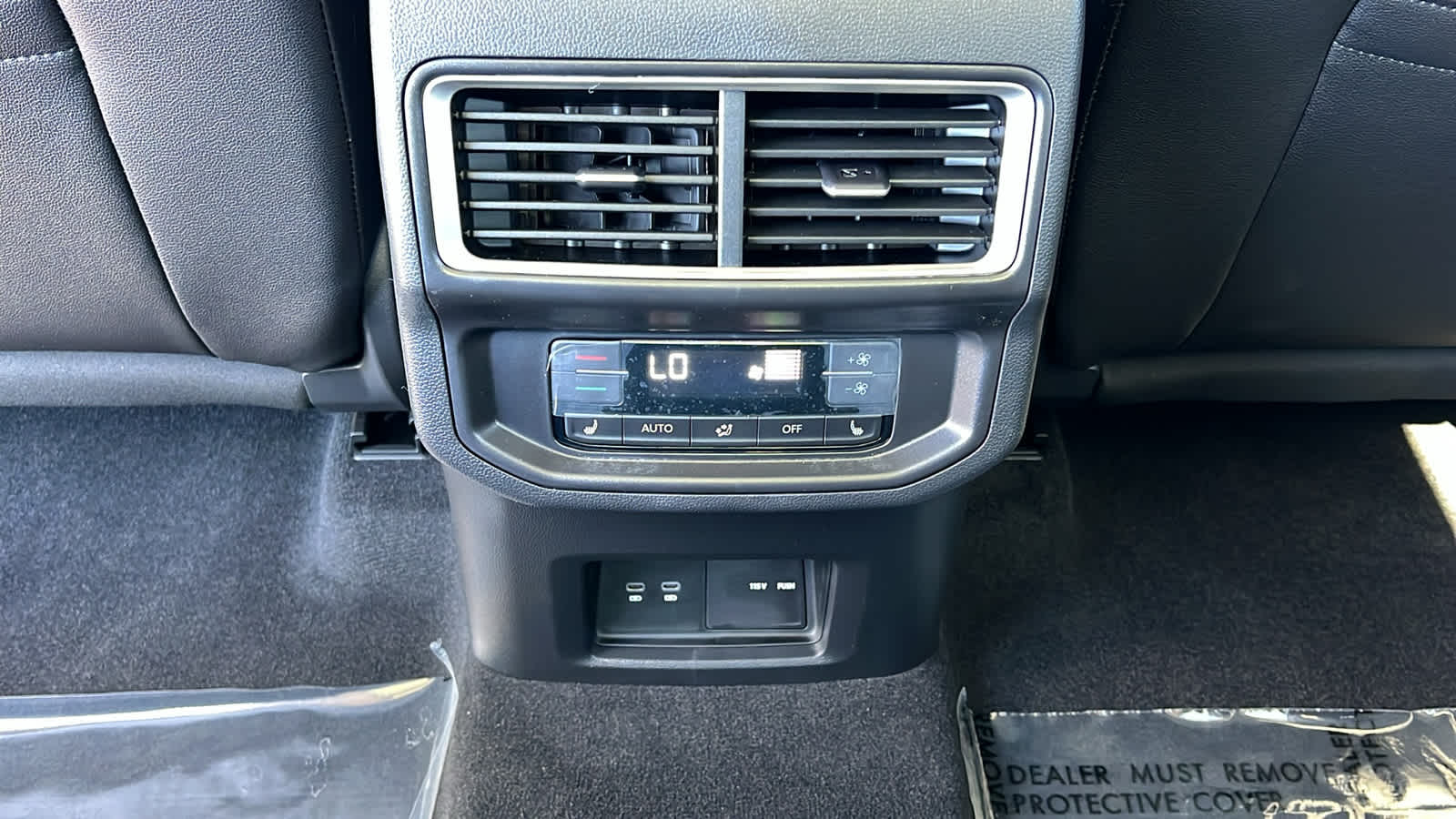 Thumbnail: 2026 Volkswagen Atlas - 25