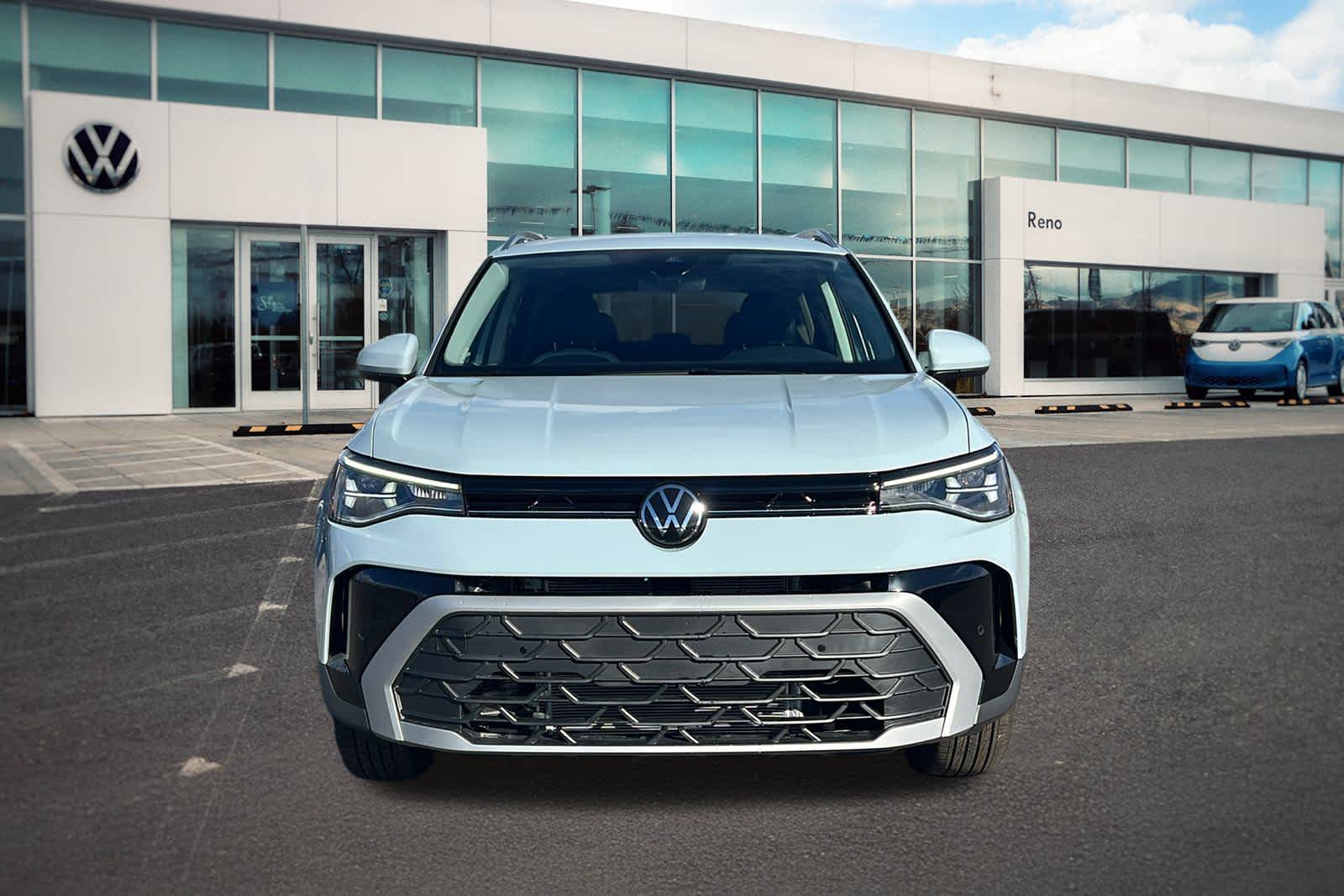 Thumbnail: 2026 Volkswagen Taos - 2