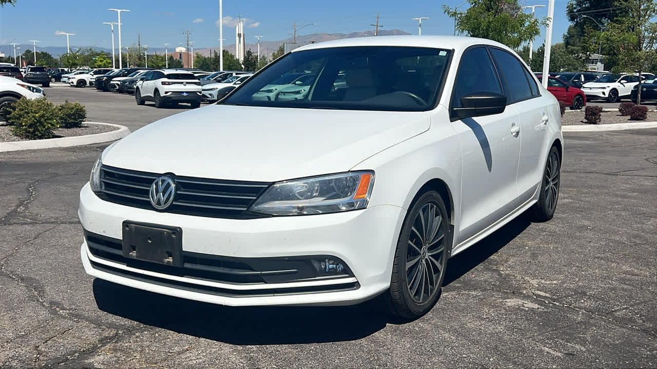Thumbnail: 2015 Volkswagen Jetta - 1