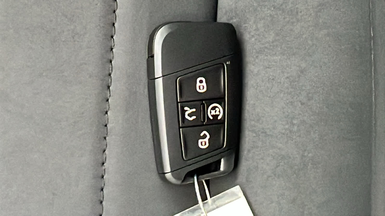 Thumbnail: 2025 Volkswagen Taos - 29