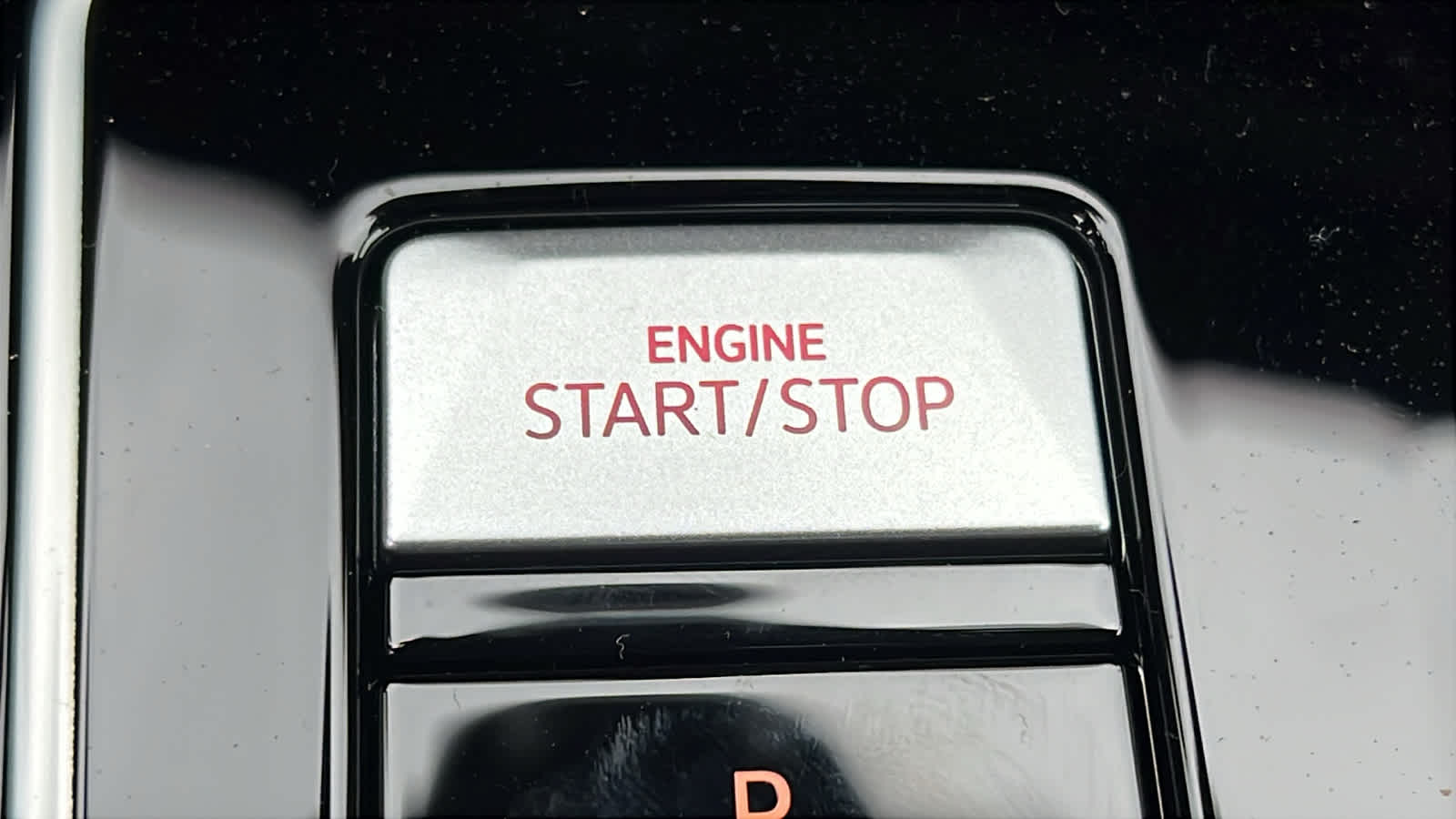 Thumbnail: 2025 Volkswagen Golf - 17