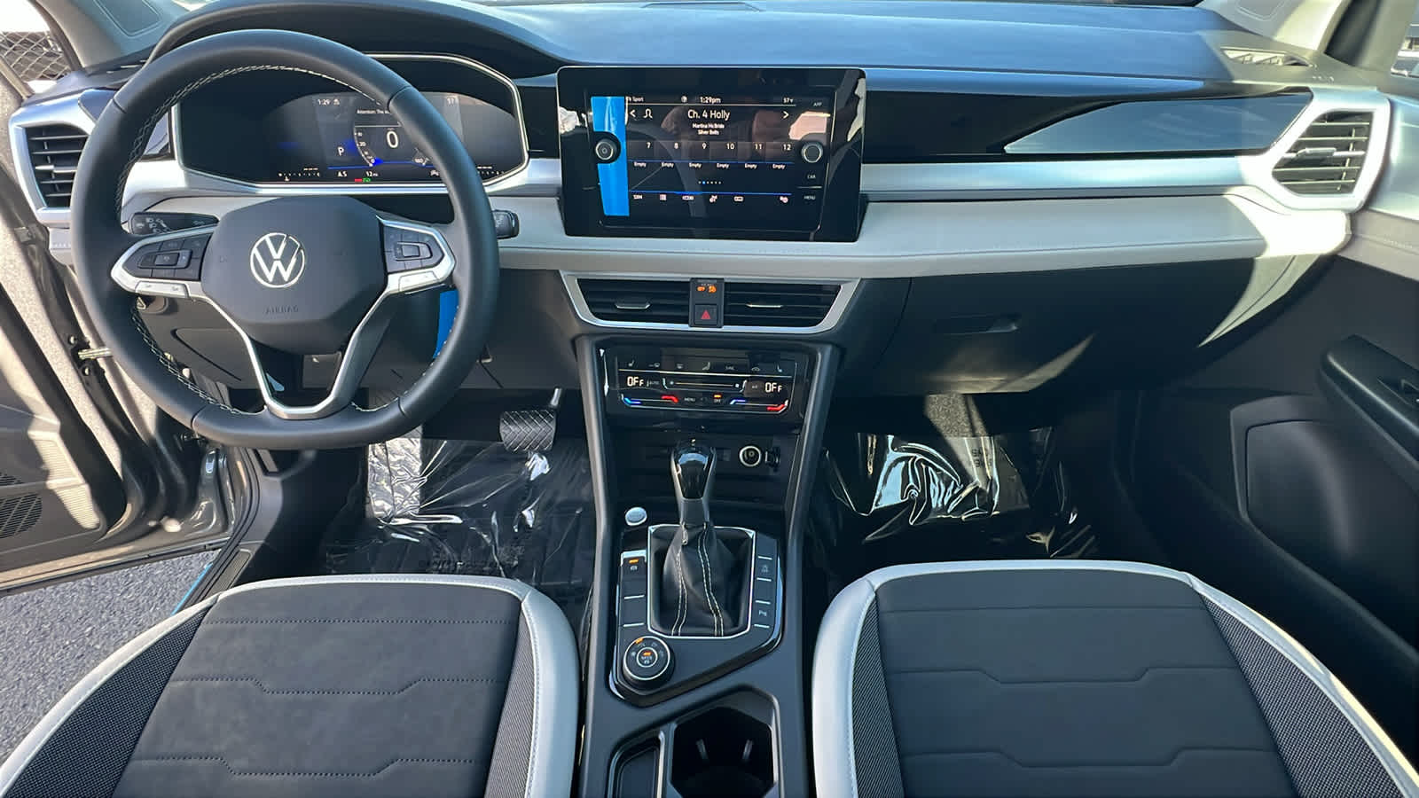 Thumbnail: 2026 Volkswagen Taos - 26