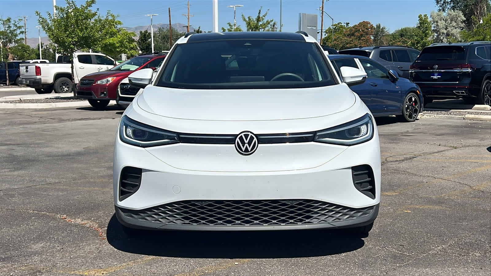 Thumbnail: 2021 Volkswagen ID.4 - 2
