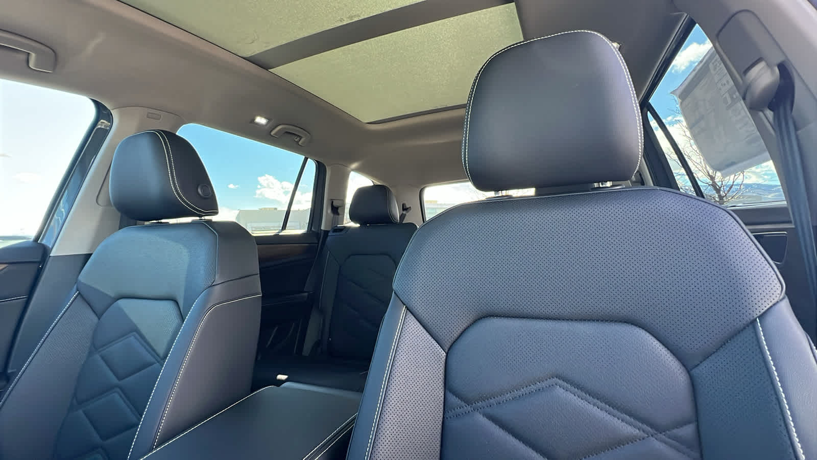 Thumbnail: 2026 Volkswagen Atlas - 11