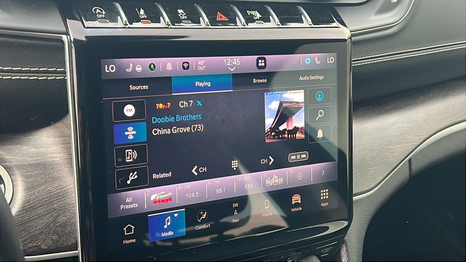 Thumbnail: 2022 Jeep Grand Cherokee - 15