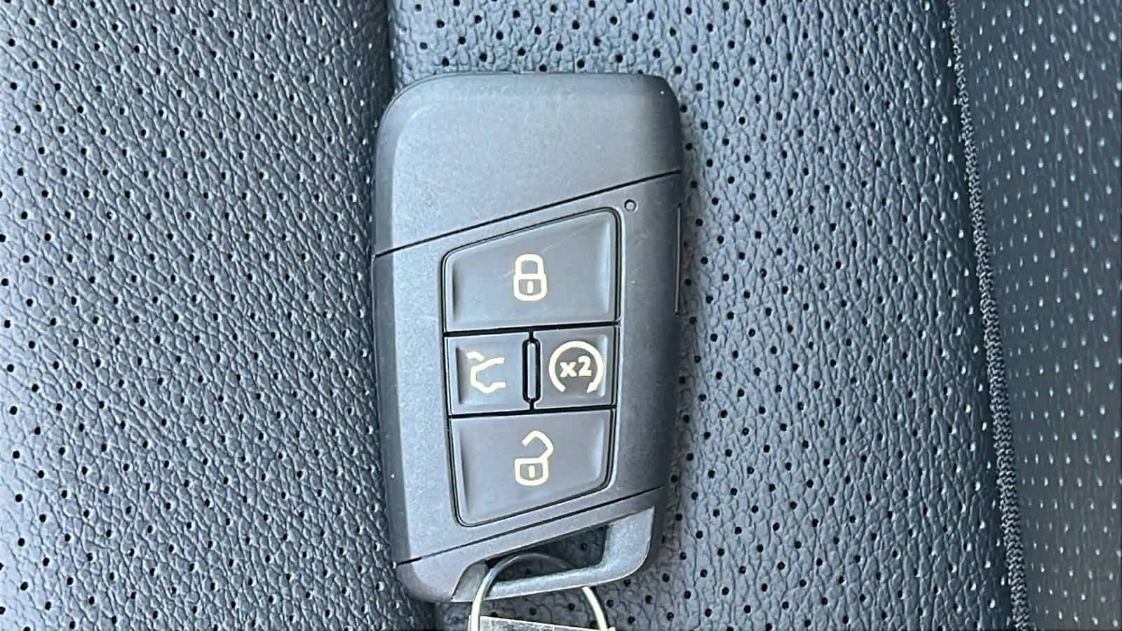 Thumbnail: 2025 Volkswagen Taos - 29