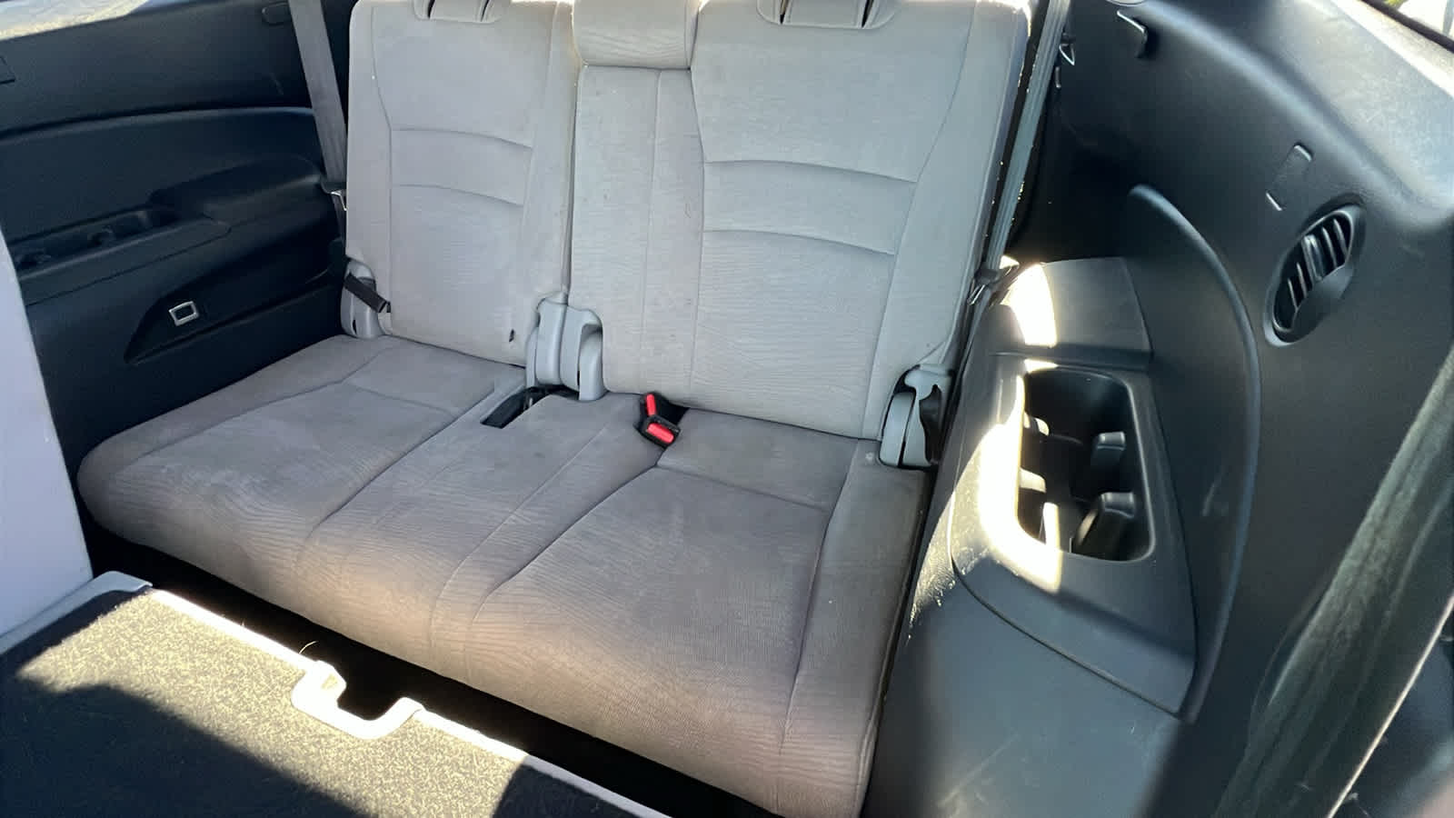 Thumbnail: 2017 Honda Pilot - 31