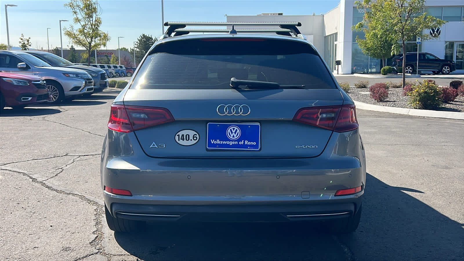 Thumbnail: 2016 Audi A3 e-tron - 6