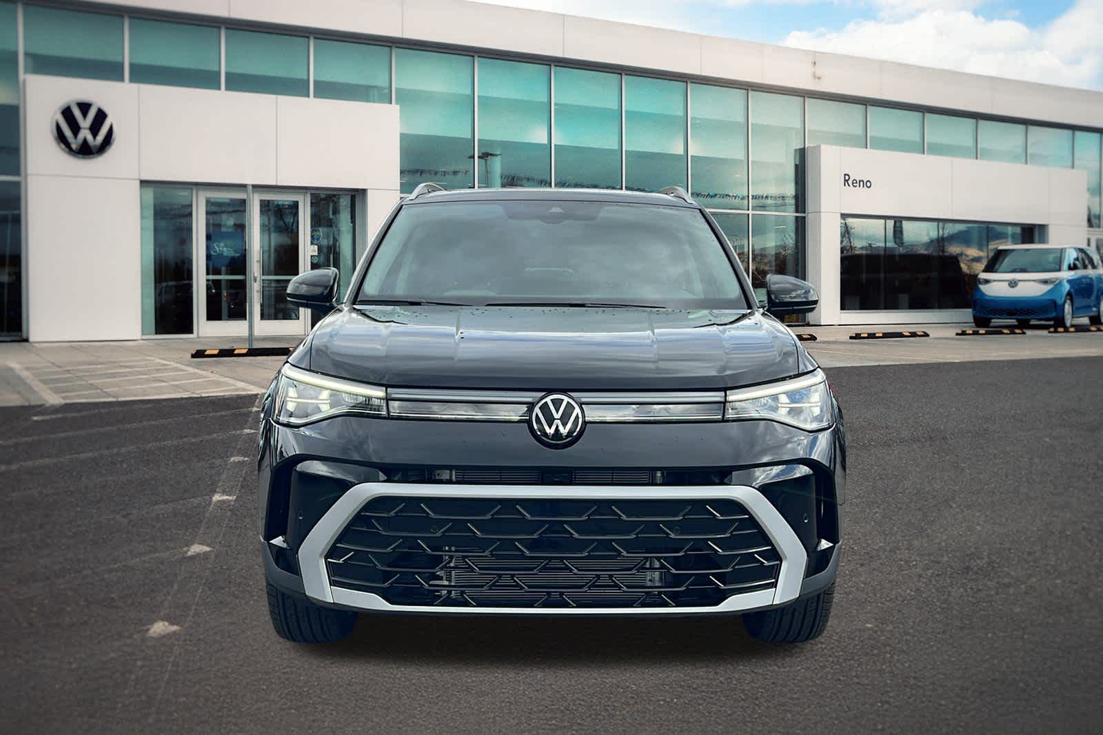 Thumbnail: 2025 Volkswagen Taos - 2