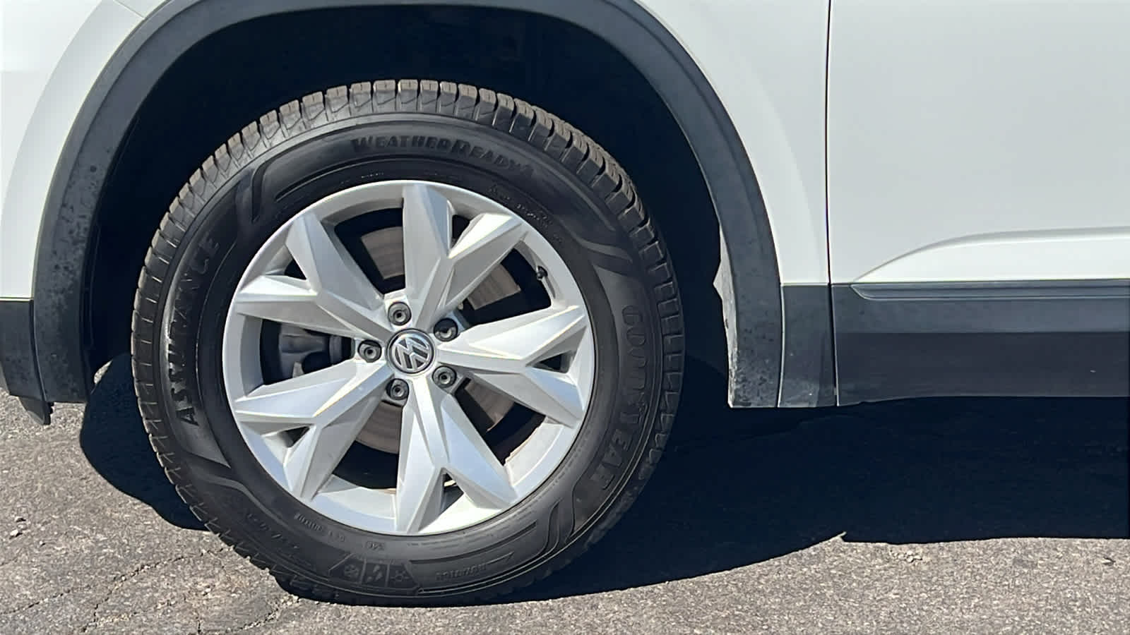 Thumbnail: 2018 Volkswagen Atlas - 9