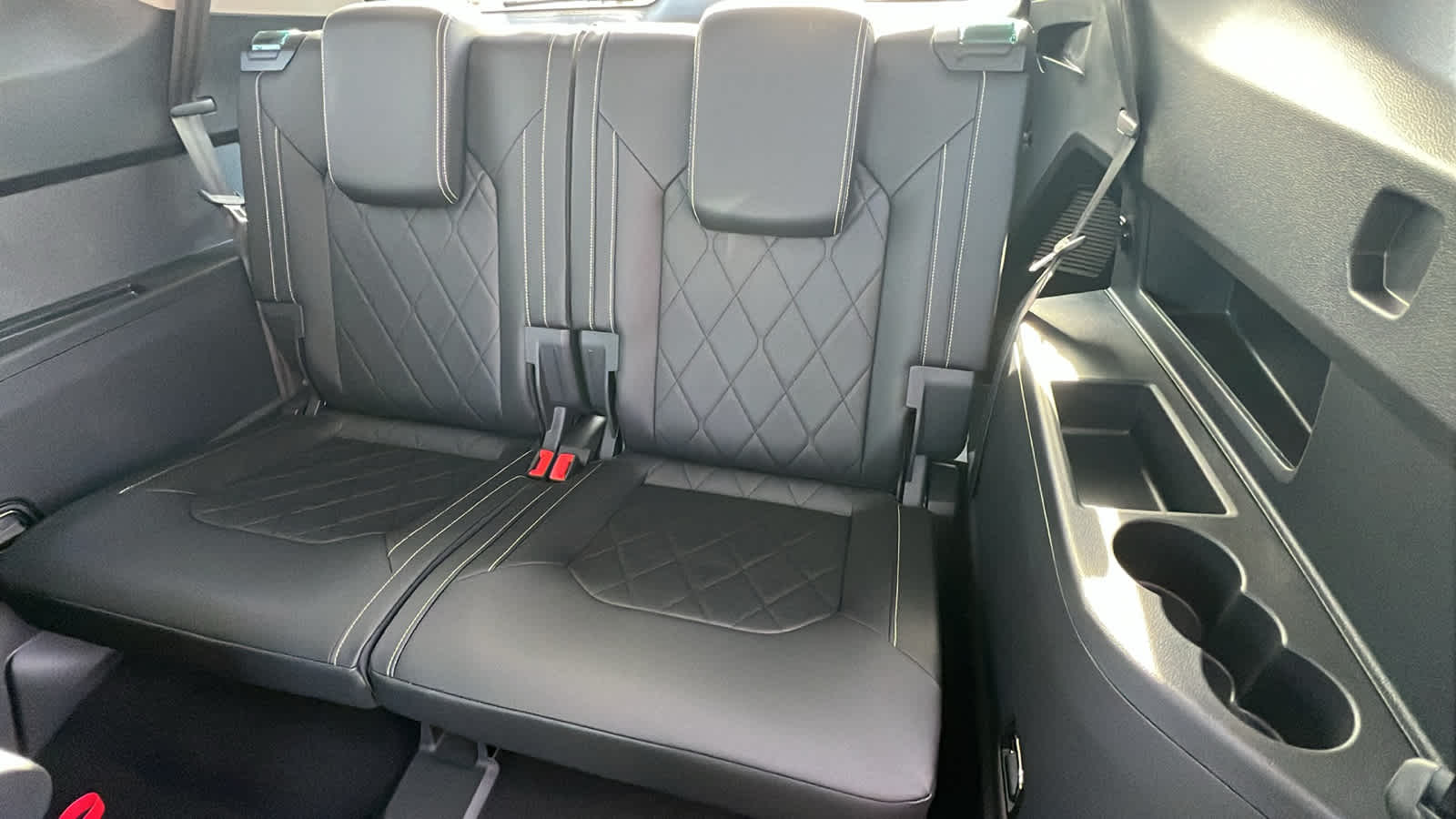 Thumbnail: 2026 Volkswagen Atlas - 31