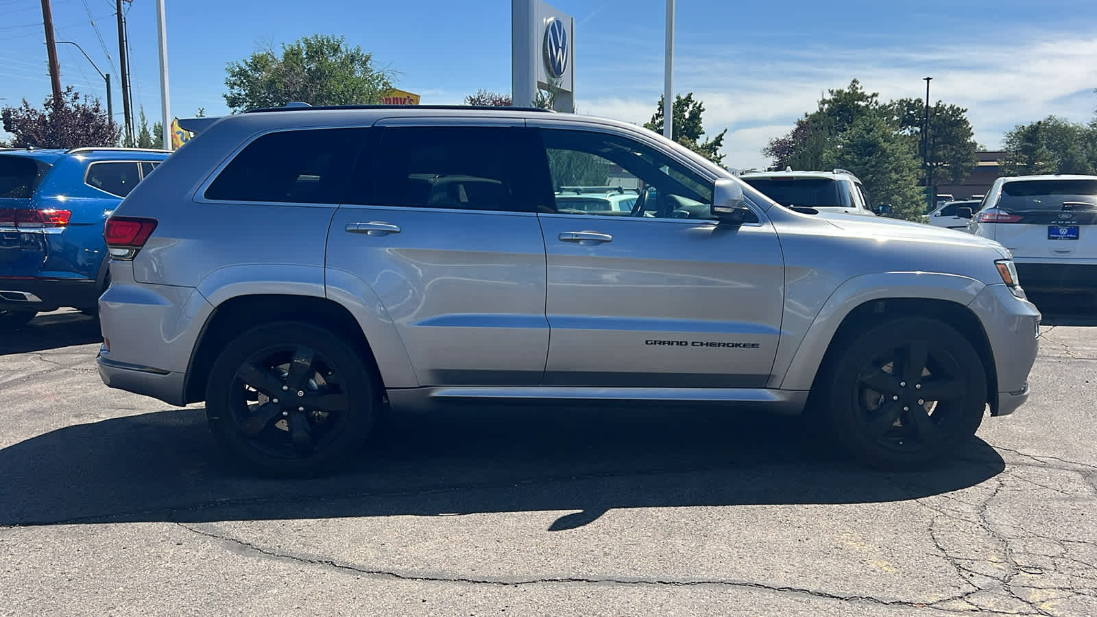 Thumbnail: 2016 Jeep Grand Cherokee - 4