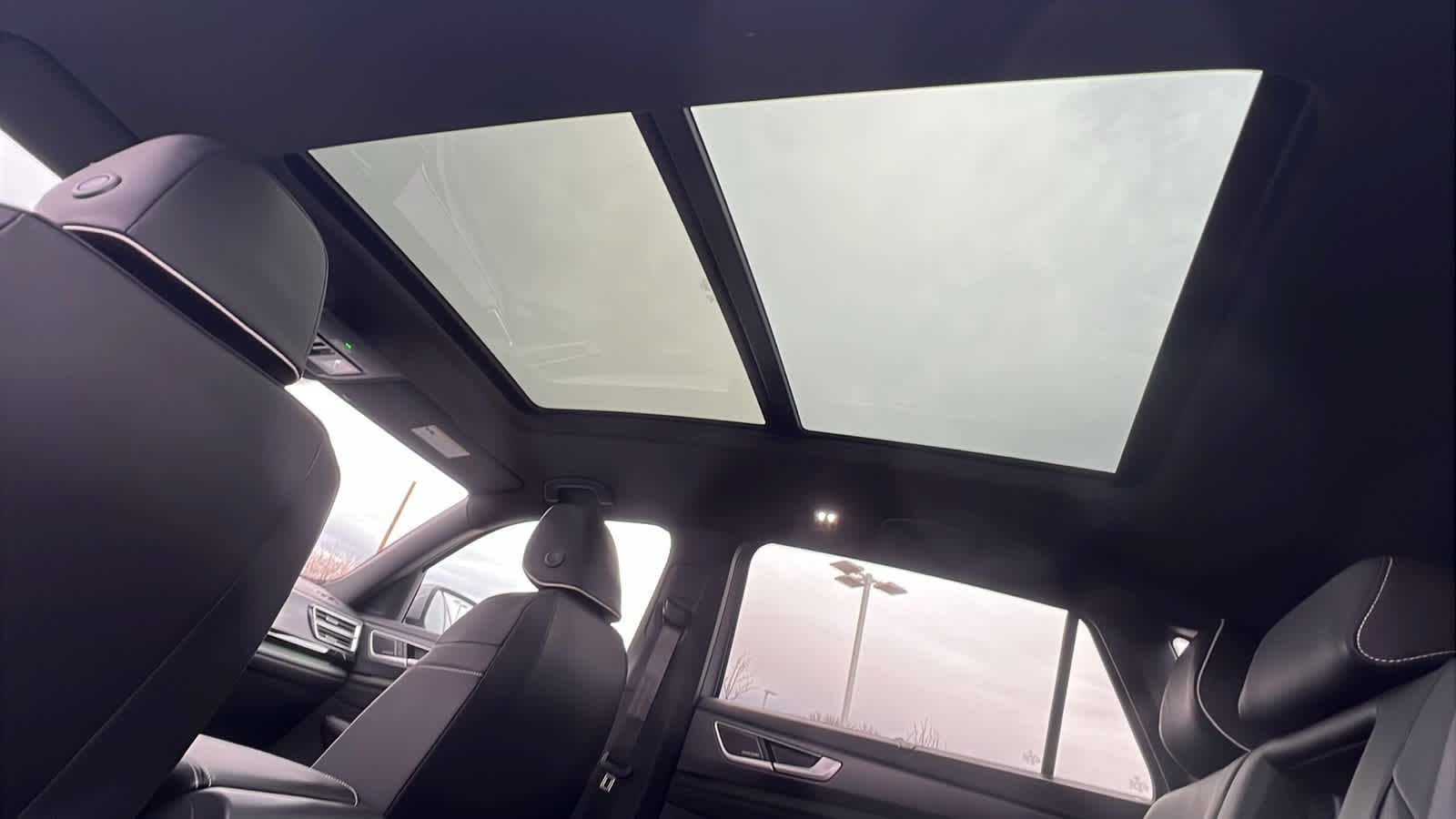 Thumbnail: 2026 Volkswagen Atlas - 31