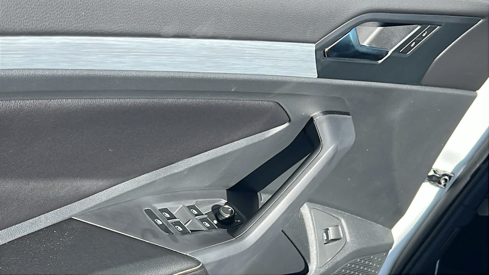 Thumbnail: 2026 Volkswagen Jetta - 22