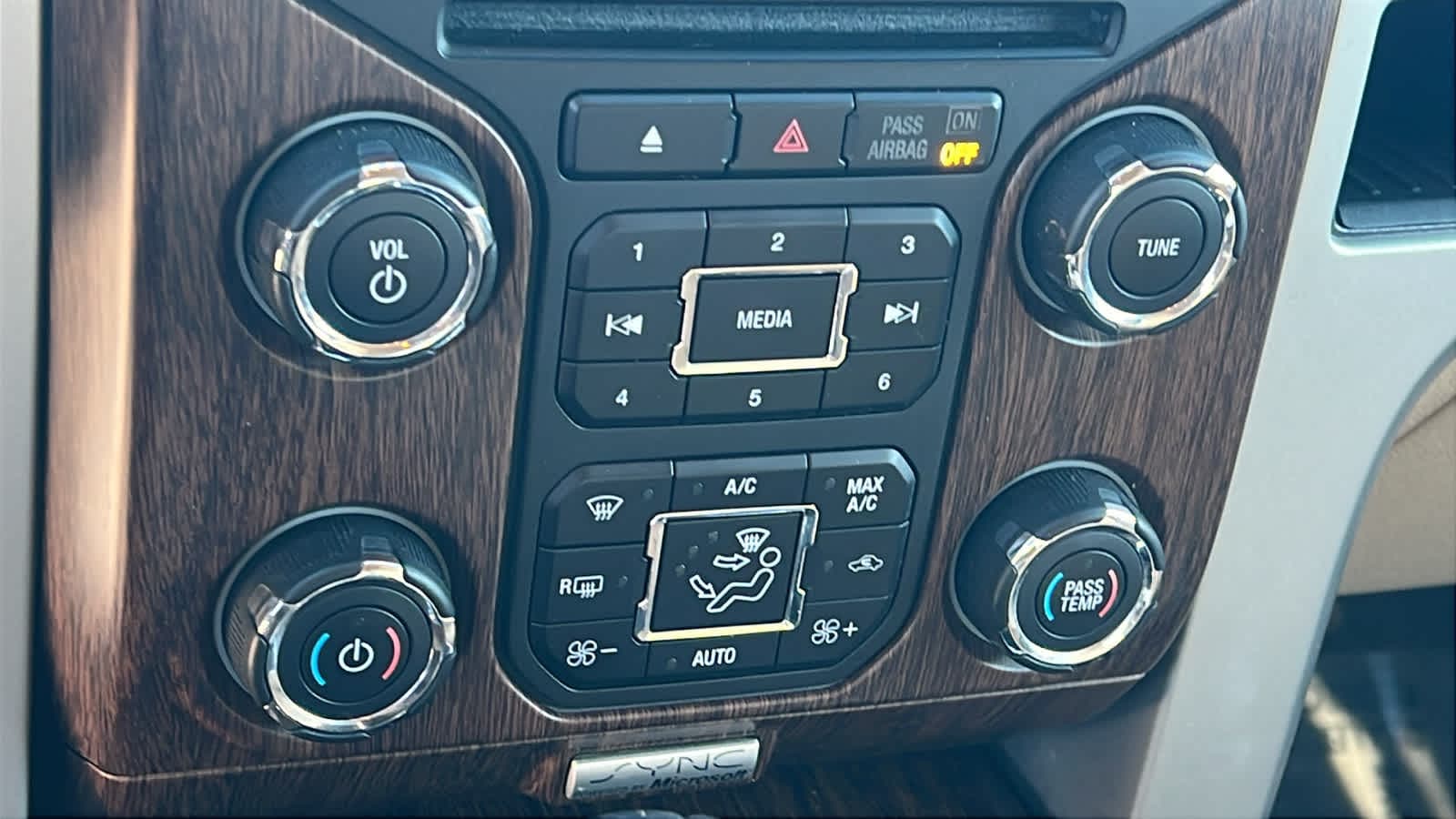 Thumbnail: 2014 Ford F-150 - 14