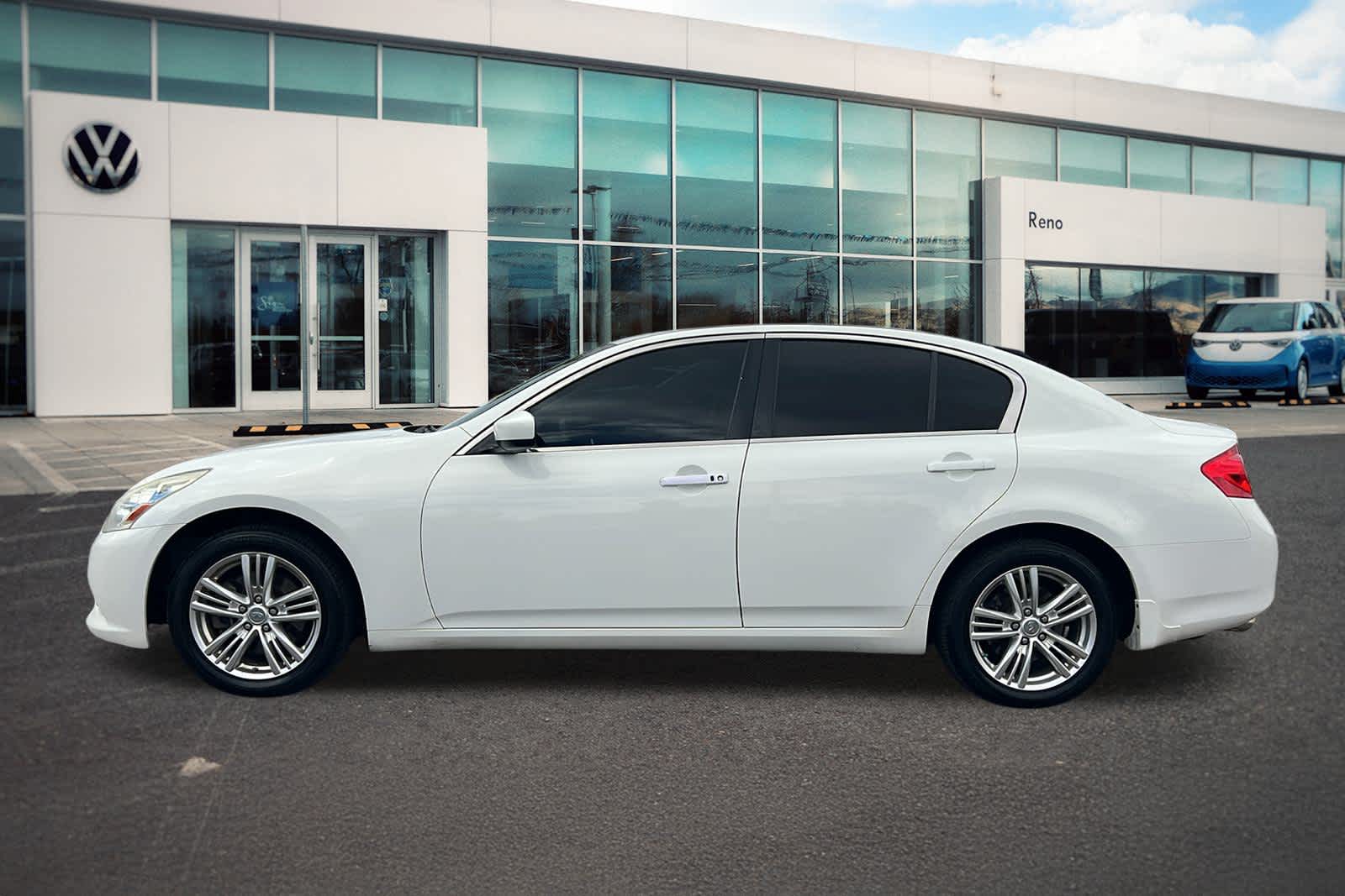 Thumbnail: 2013 INFINITI G37 - 8