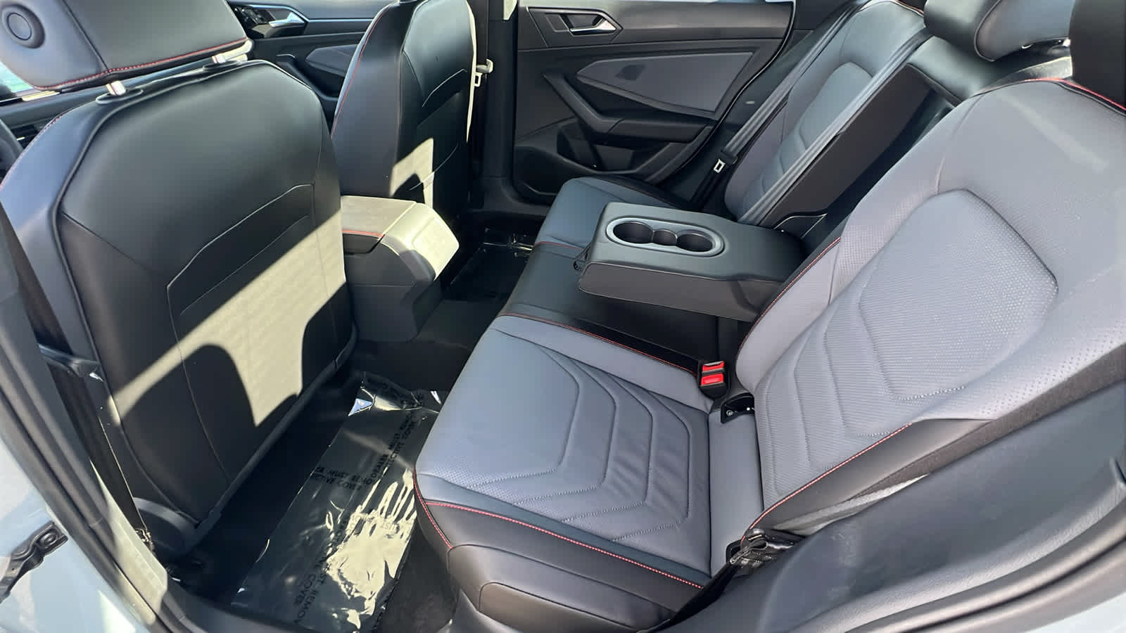 Thumbnail: 2026 Volkswagen Jetta - 24