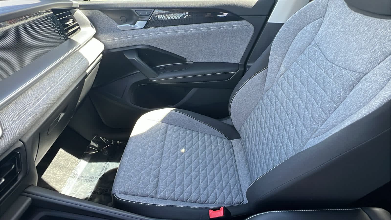 Thumbnail: 2026 Volkswagen Tiguan - 12