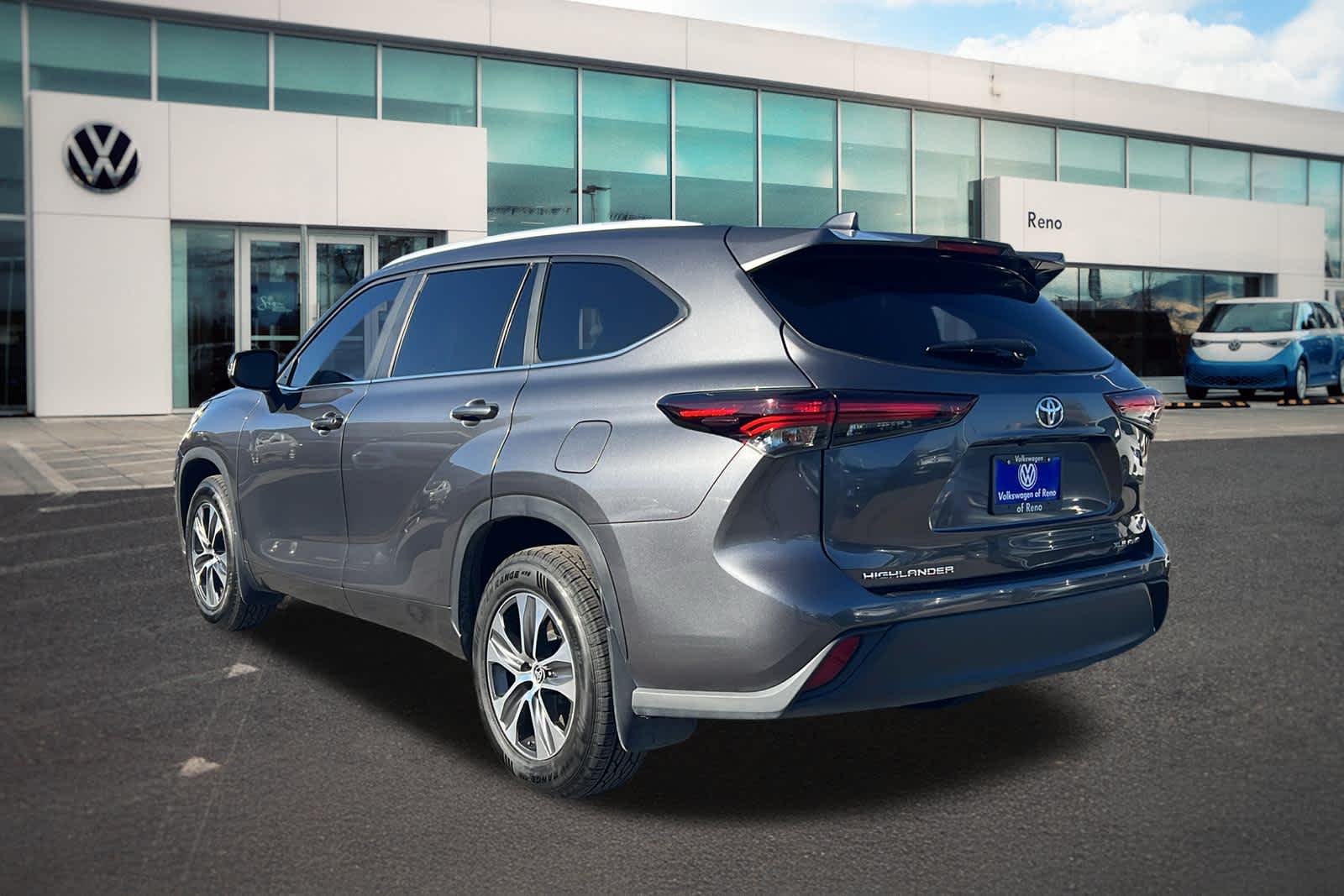 Thumbnail: 2024 Toyota Highlander - 7