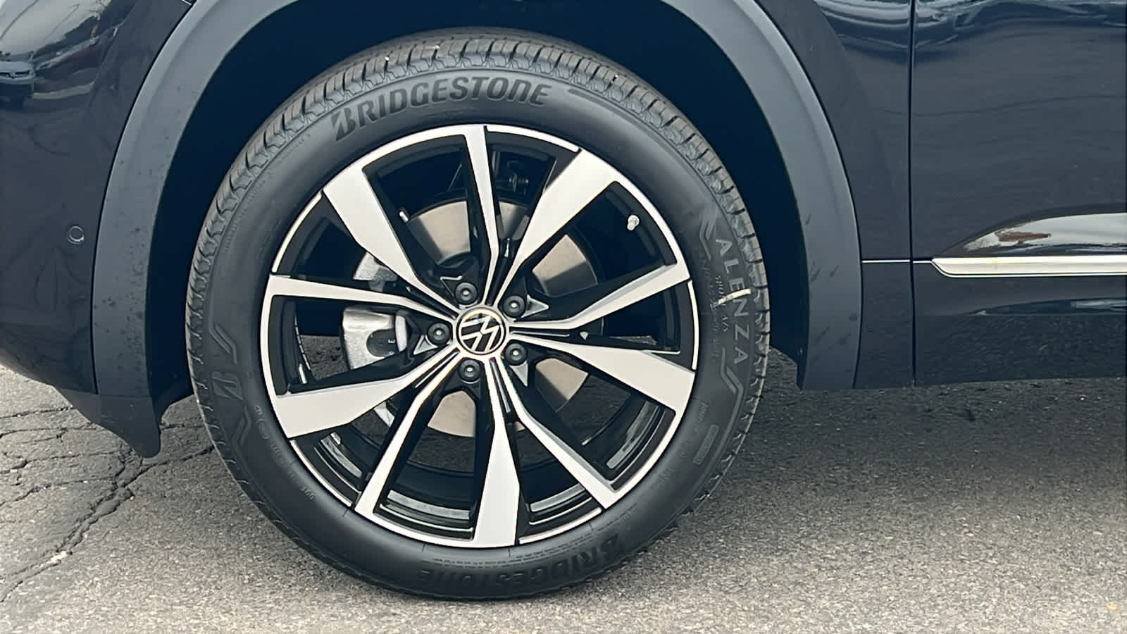 Thumbnail: 2026 Volkswagen Atlas - 9