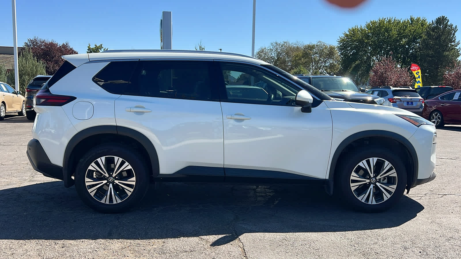 Thumbnail: 2021 Nissan Rogue - 4