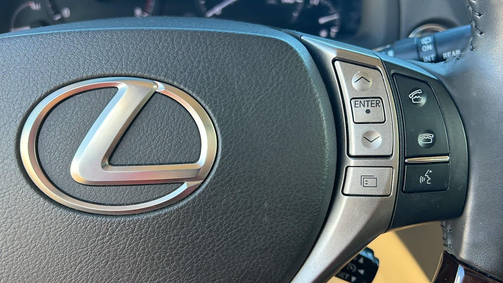 Thumbnail: 2015 Lexus RX - 20