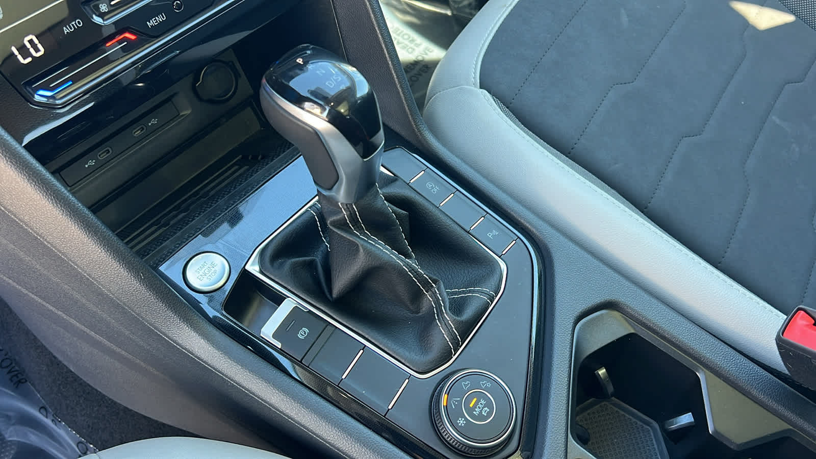 Thumbnail: 2025 Volkswagen Taos - 13