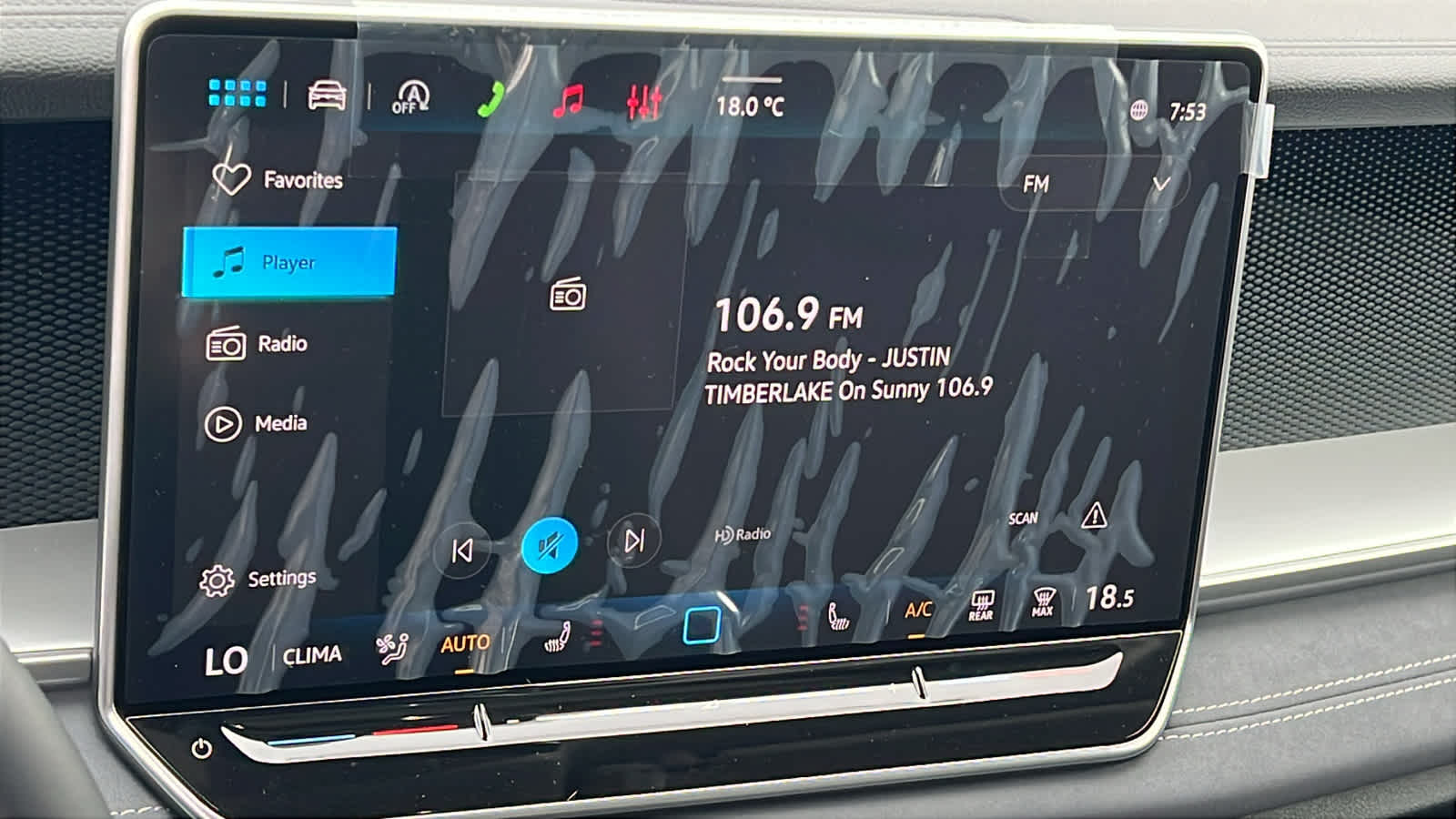 Thumbnail: 2026 Volkswagen Tiguan - 15