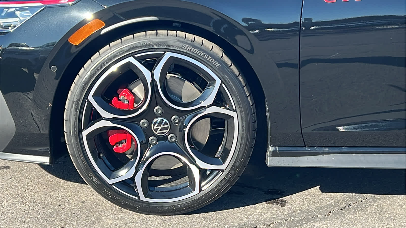 Thumbnail: 2026 Volkswagen Golf - 9