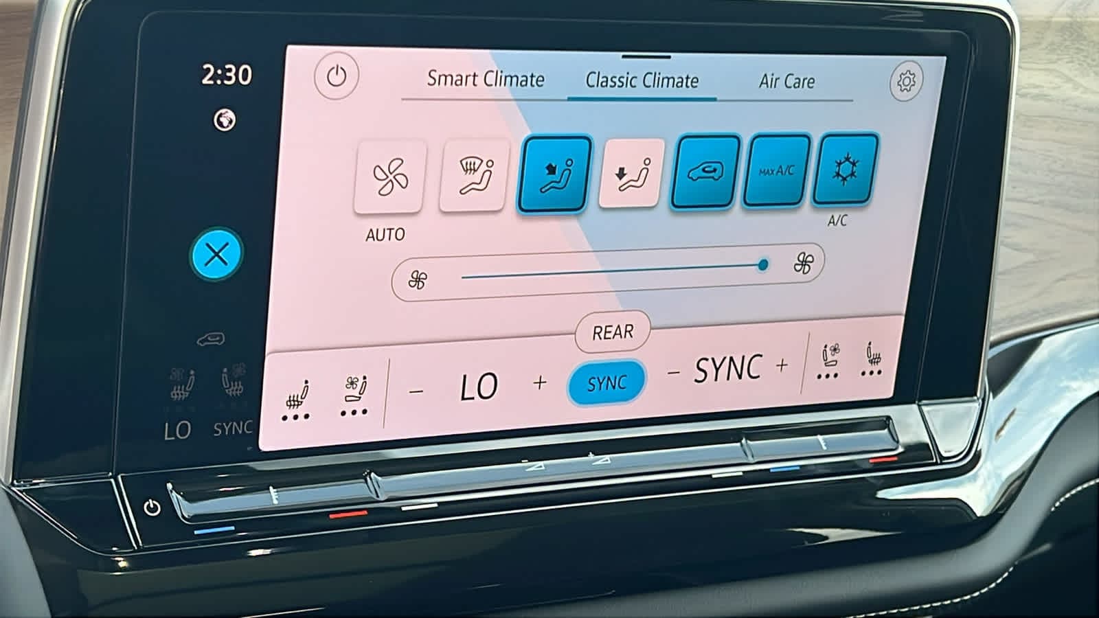 Thumbnail: 2026 Volkswagen Atlas - 14