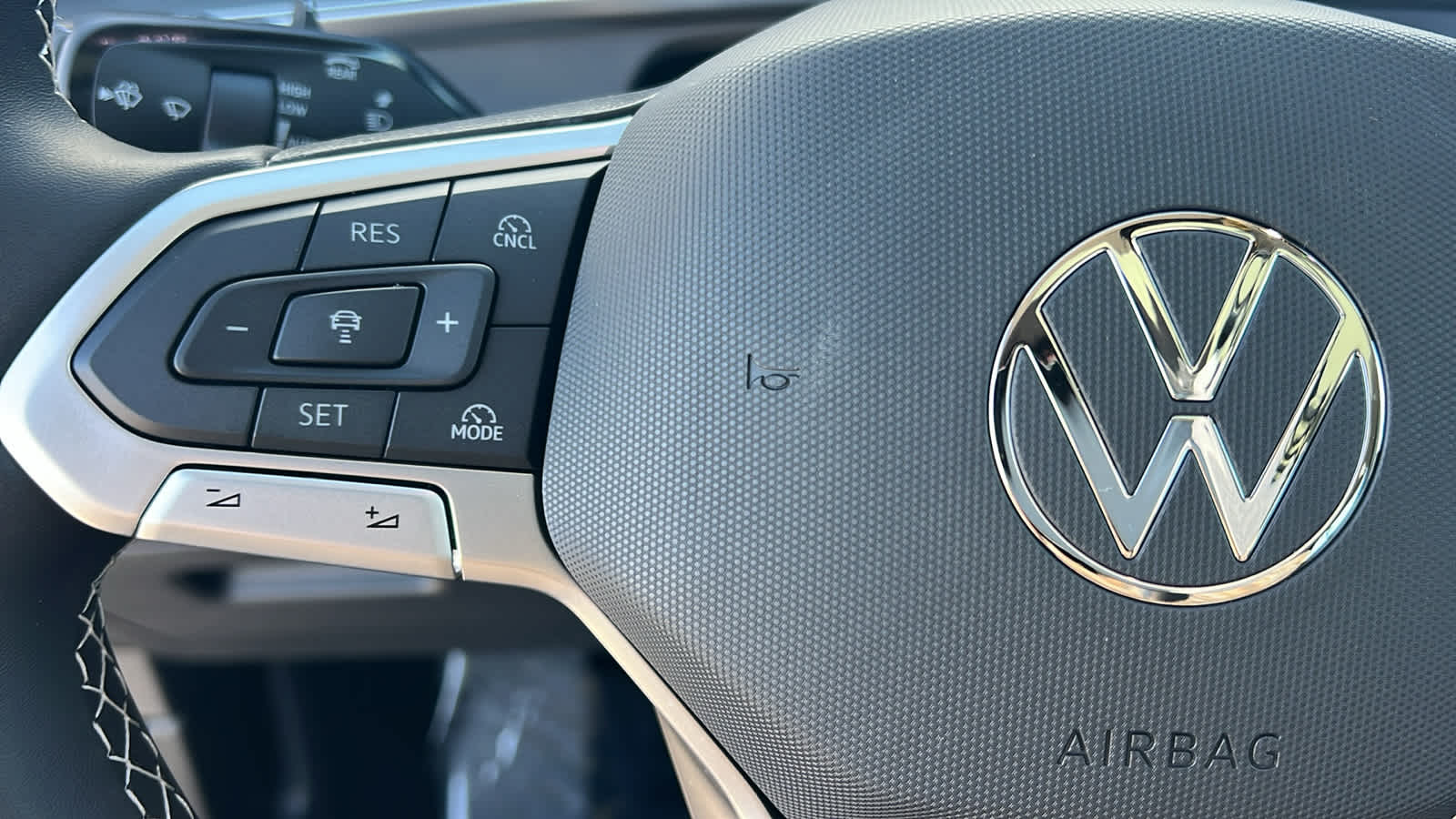 Thumbnail: 2026 Volkswagen Tiguan - 19