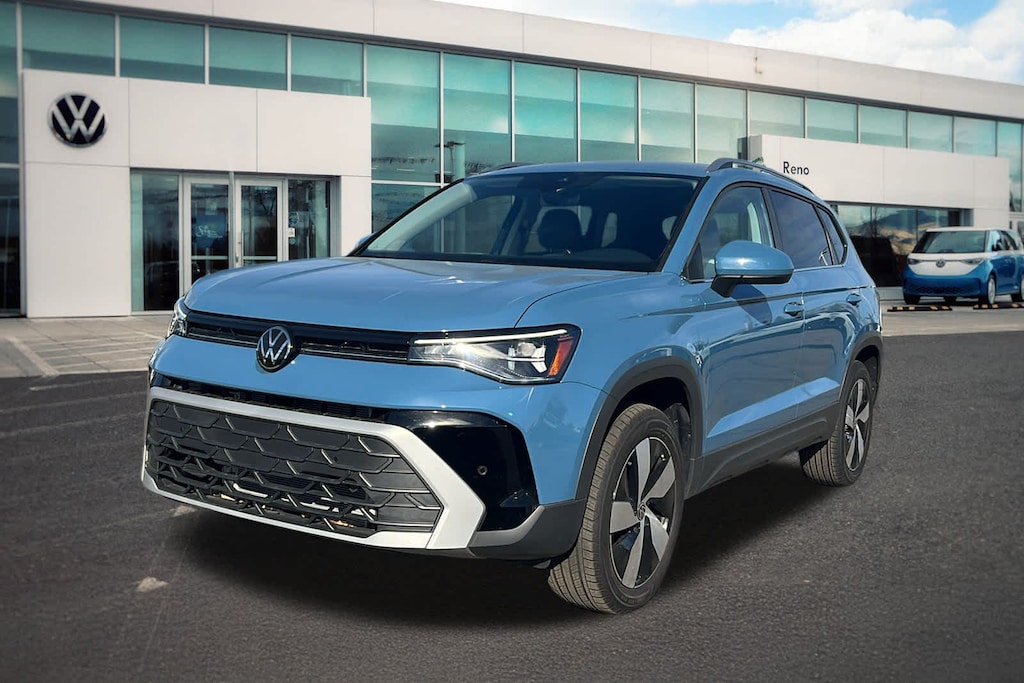 Used 2025 Volkswagen Taos SE SUV