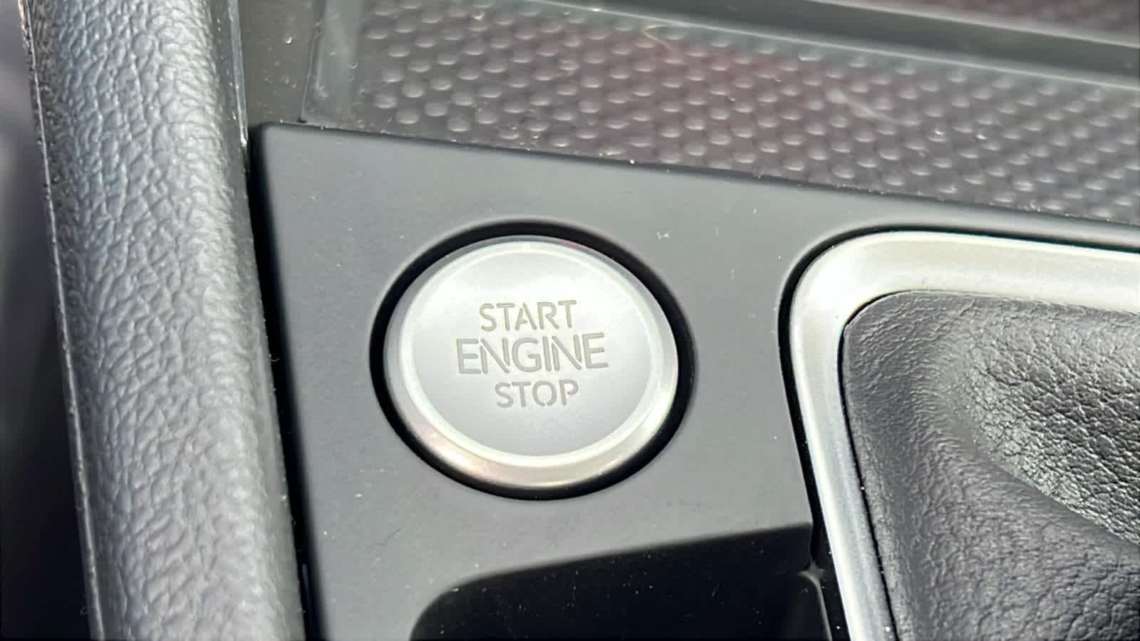 Thumbnail: 2026 Volkswagen Jetta - 17