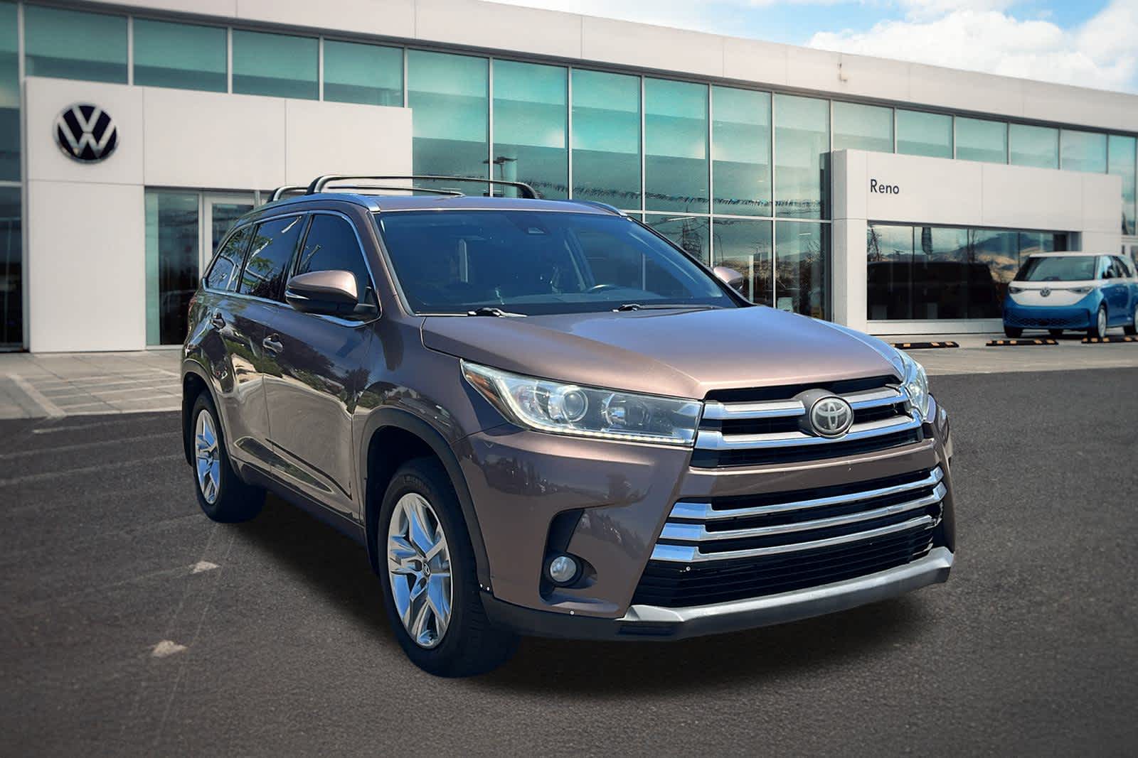 2018 Toyota Highlander Limited photo 3