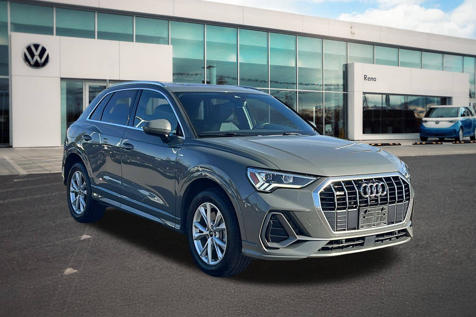 Thumbnail: 2023 Audi Q3 - 3