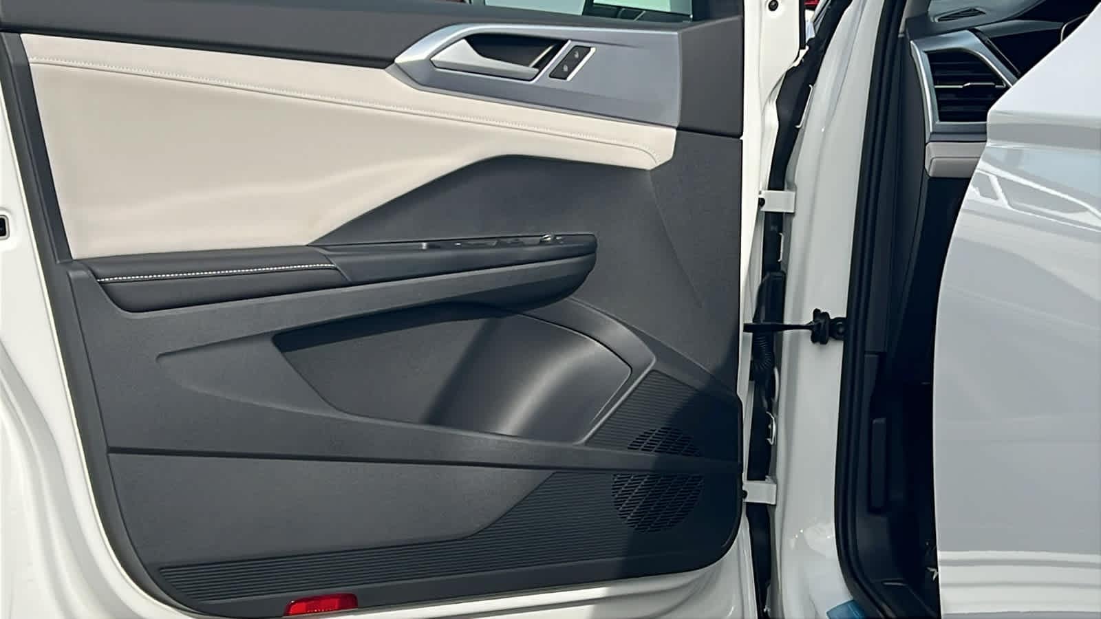 Thumbnail: 2026 Volkswagen Taos - 23