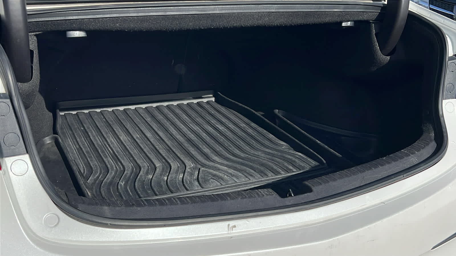 Thumbnail: 2018 Acura TLX - 27