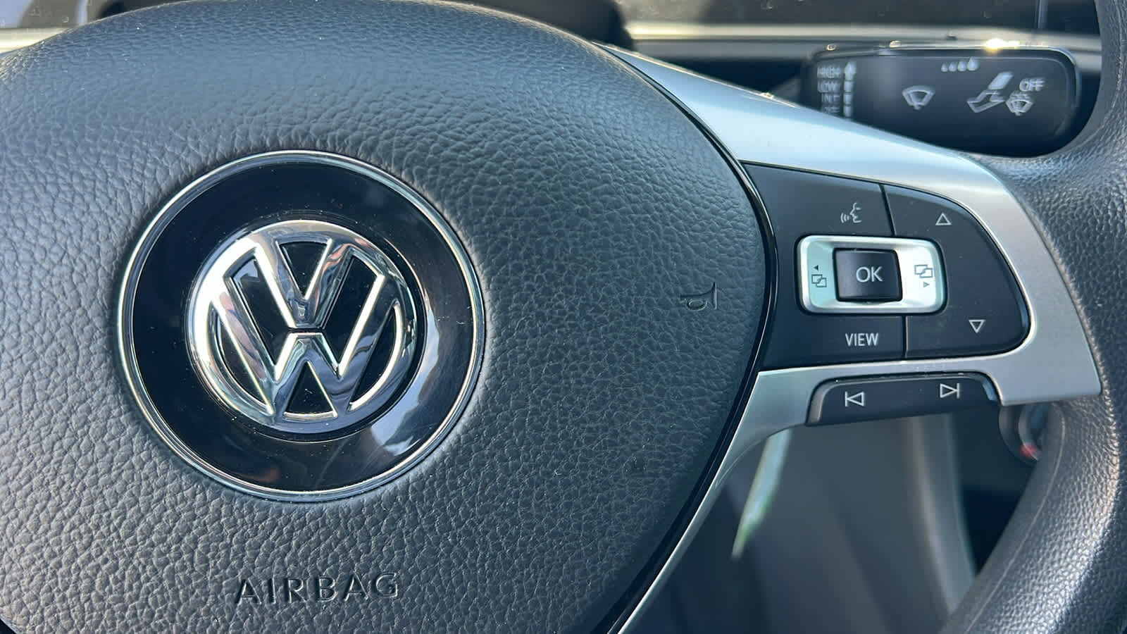 Thumbnail: 2019 Volkswagen Jetta - 20