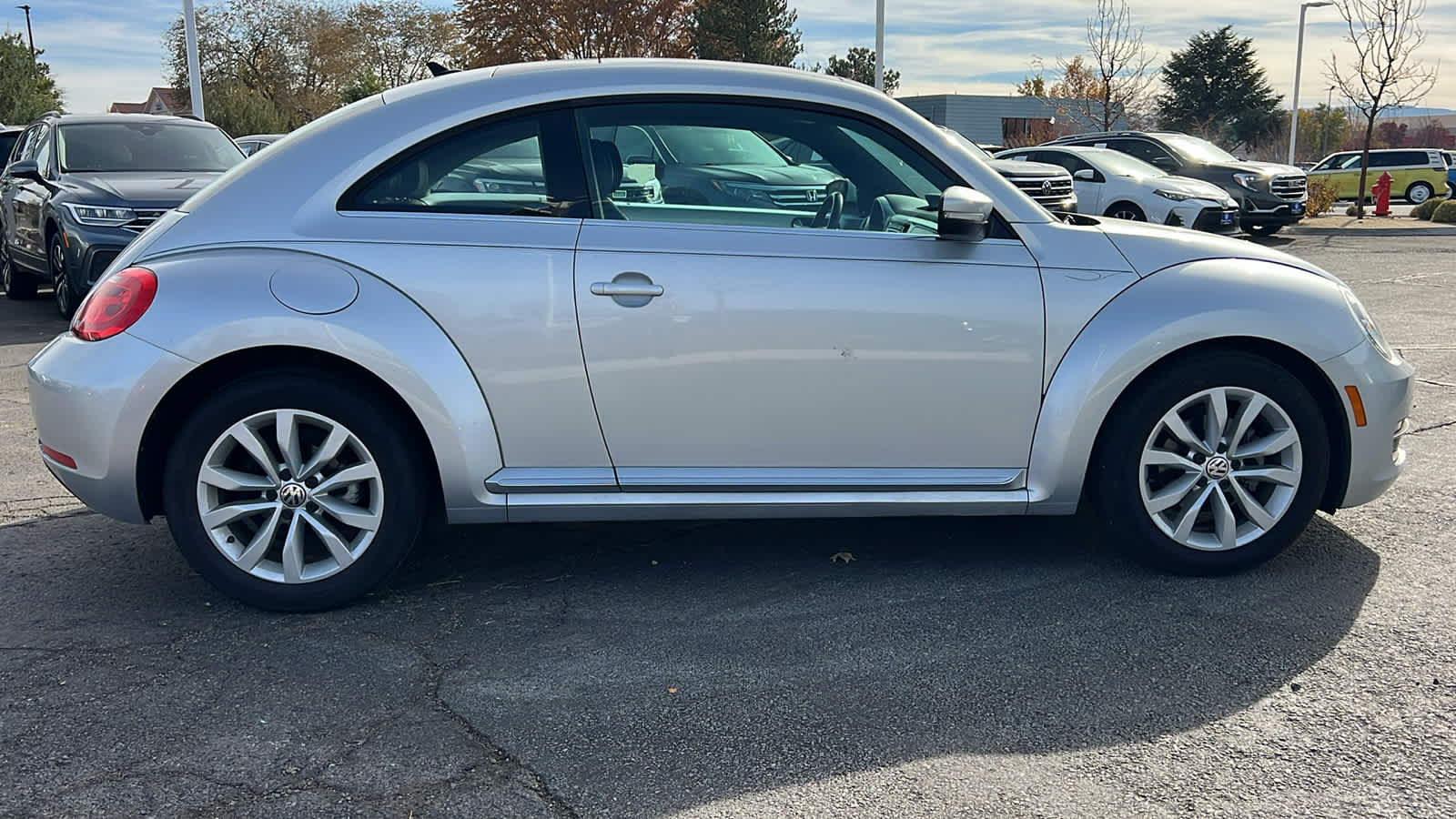 2015 Volkswagen Beetle TDI photo 4