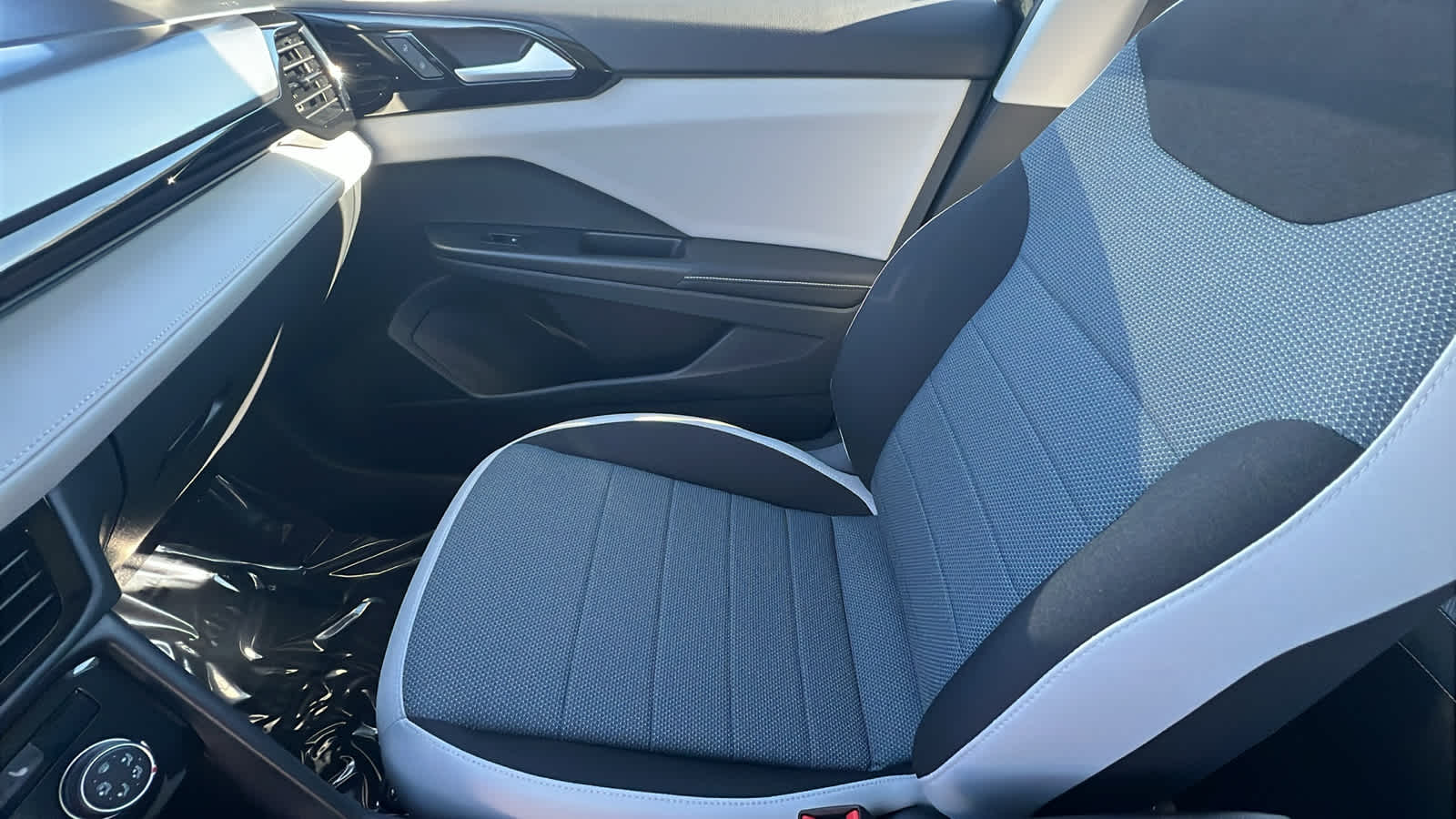 Thumbnail: 2026 Volkswagen Taos - 12