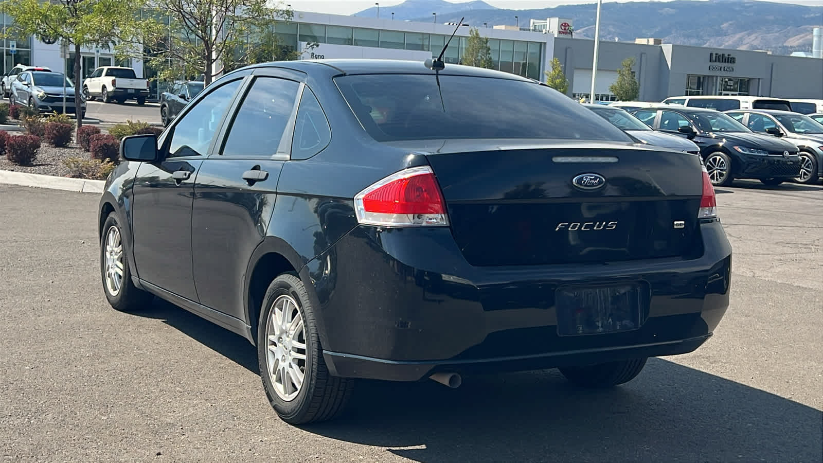 Thumbnail: 2010 Ford Focus - 7