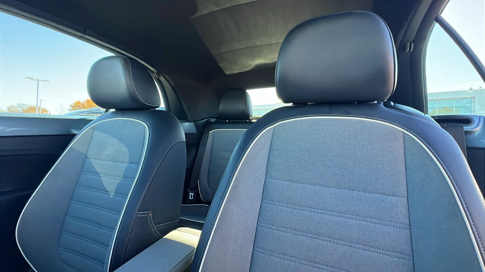 Thumbnail: 2016 Volkswagen Beetle - 11