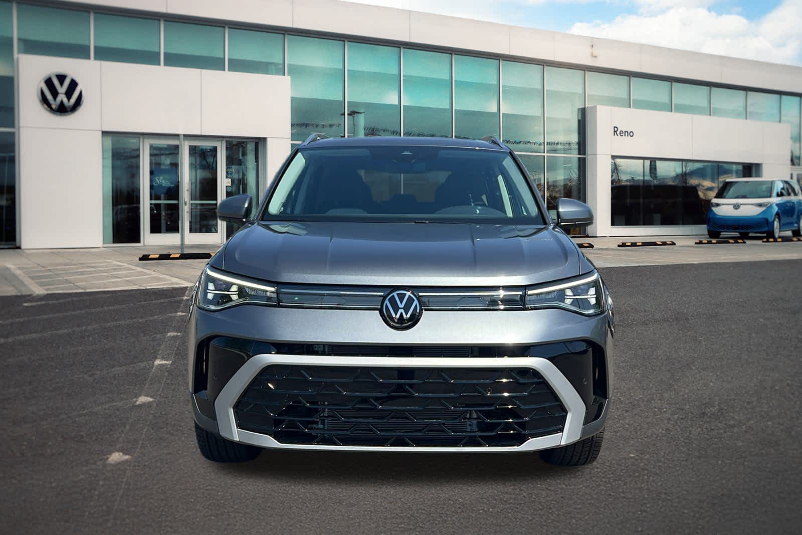 Thumbnail: 2025 Volkswagen Taos - 2