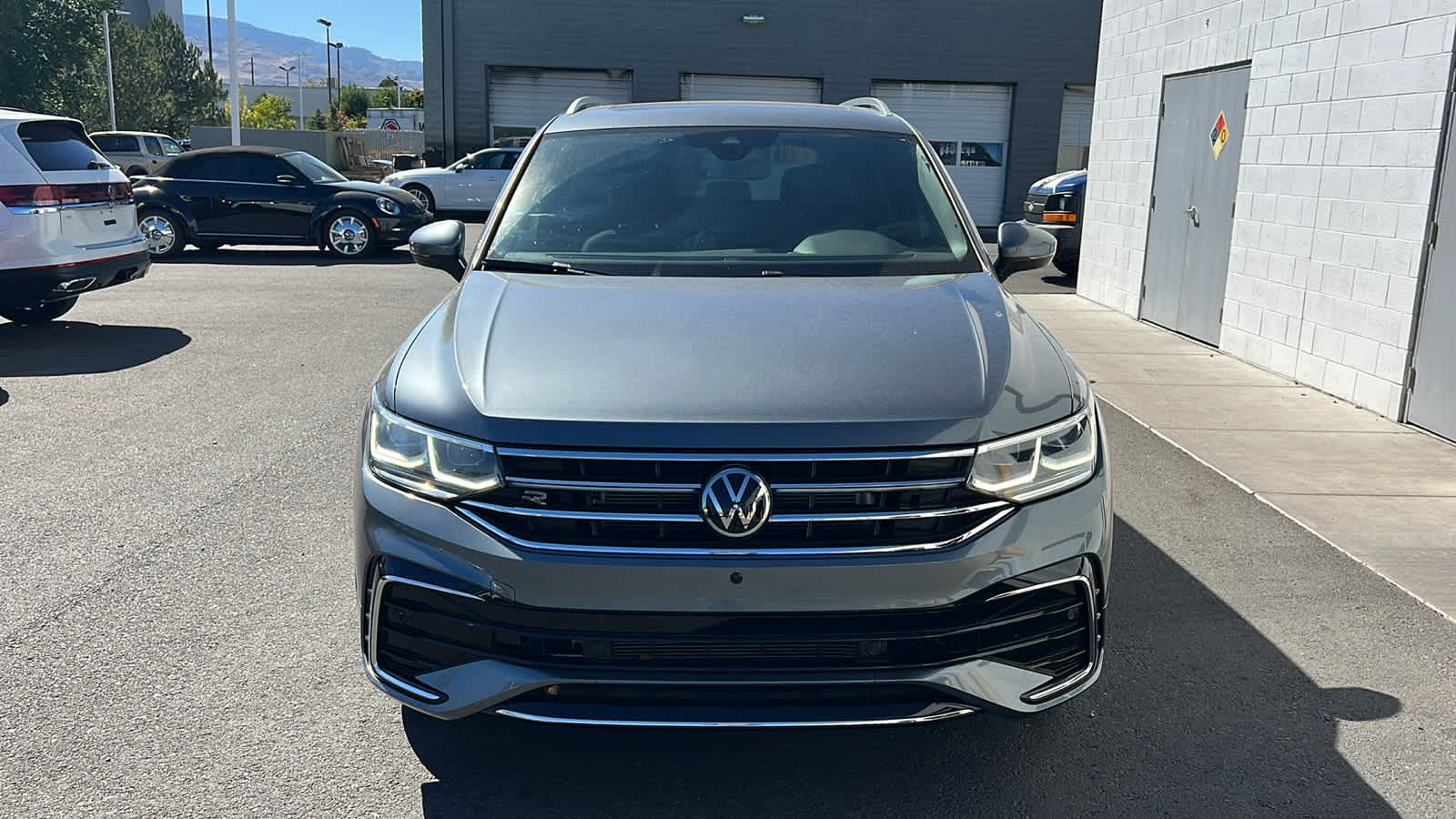 Used 2022 Volkswagen Tiguan SEL R-LINE with VIN 3VV4B7AX9NM012704 for sale in Reno, NV