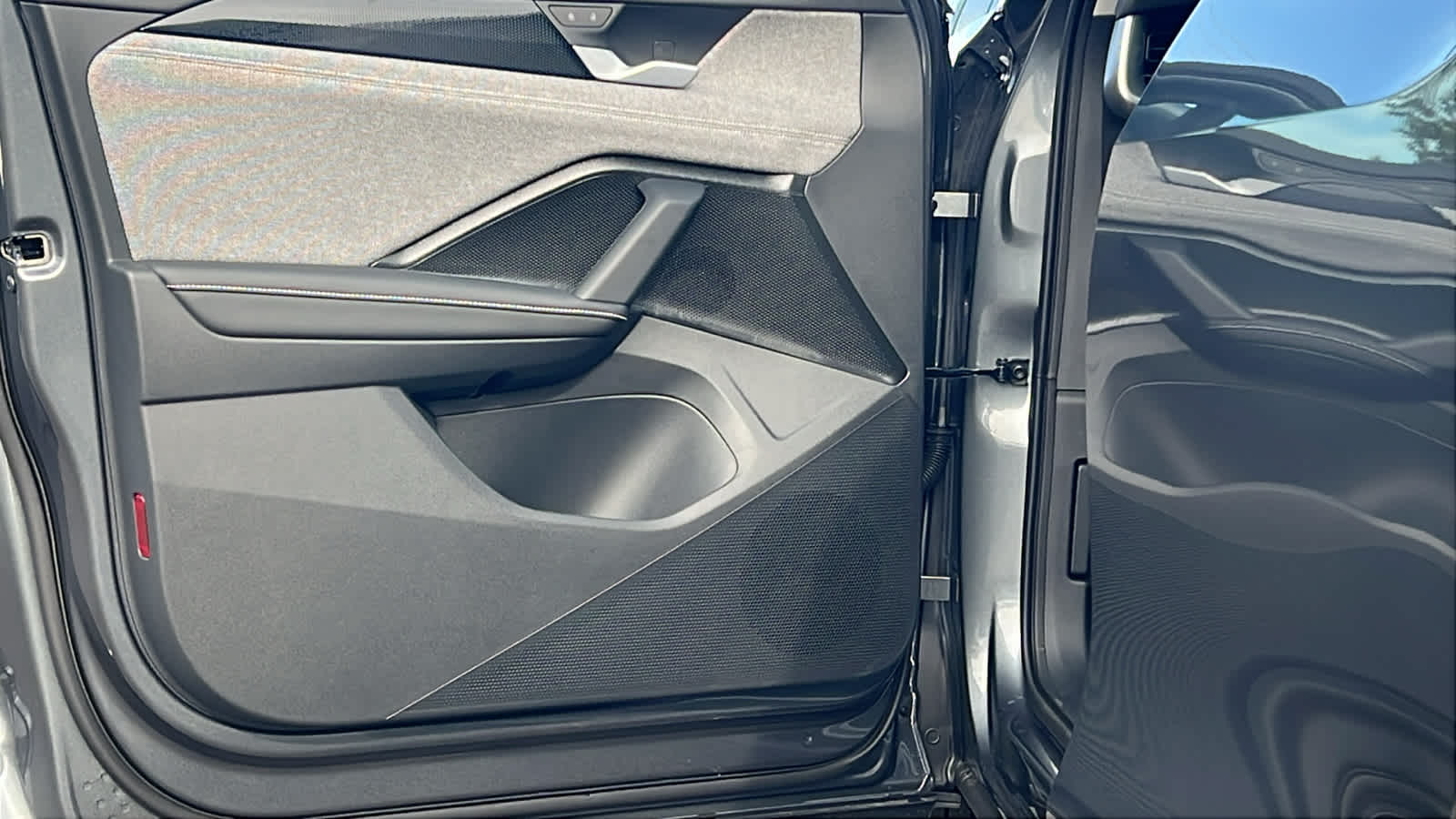 Thumbnail: 2026 Volkswagen Tiguan - 23