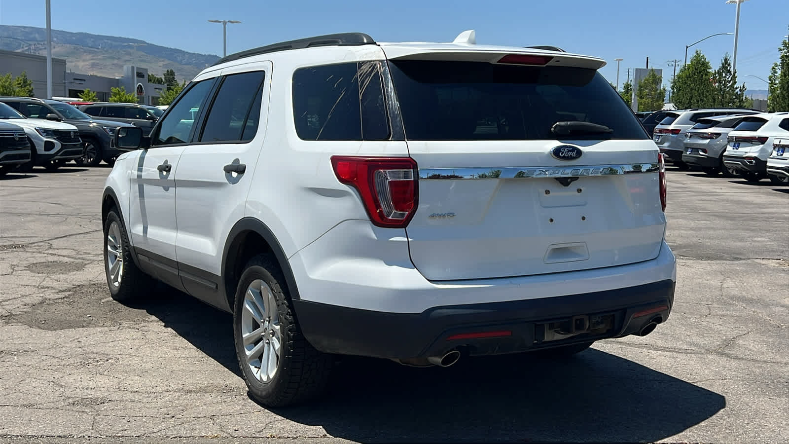 2016 Ford Explorer Base 7