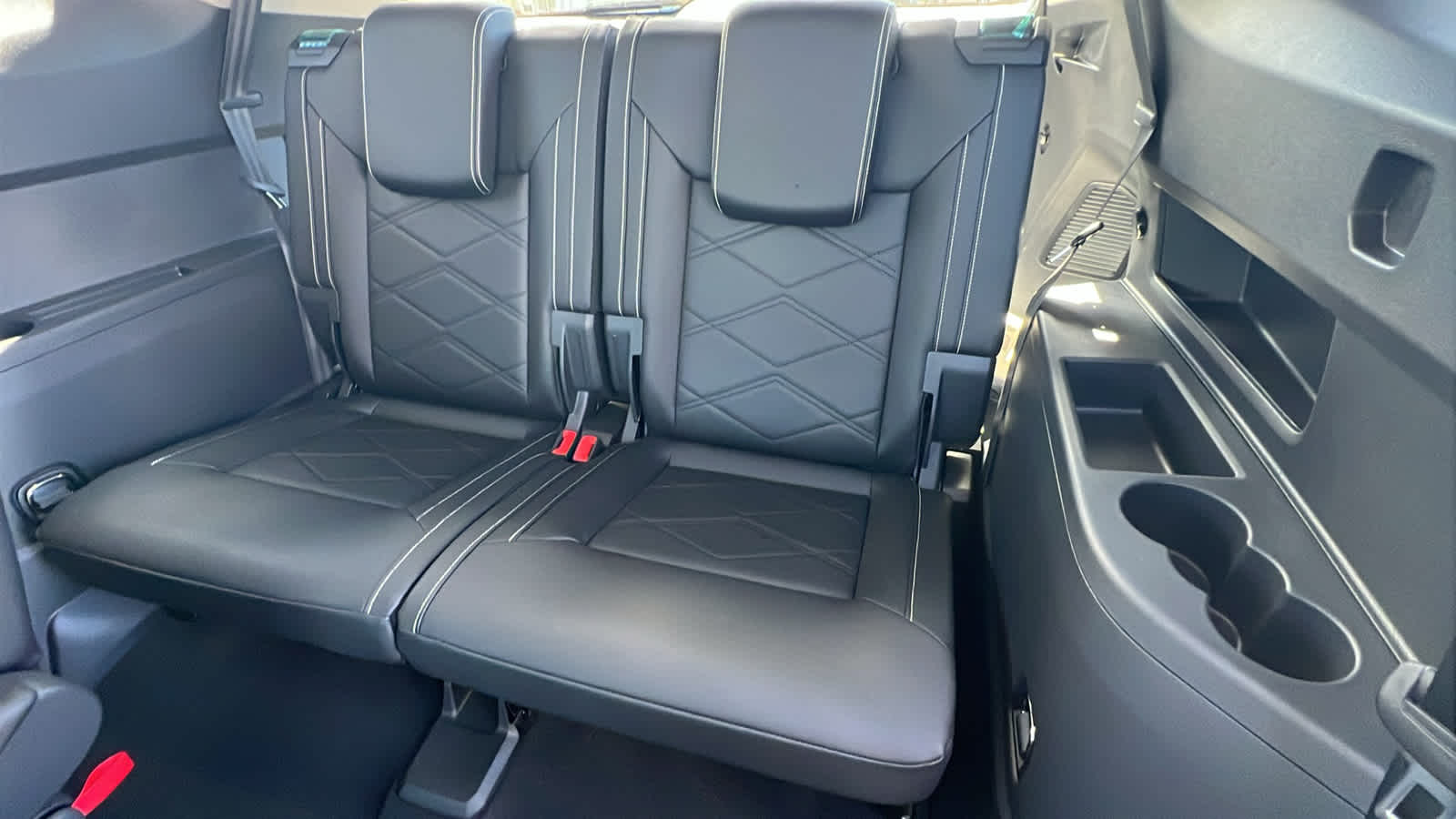 Thumbnail: 2026 Volkswagen Atlas - 31