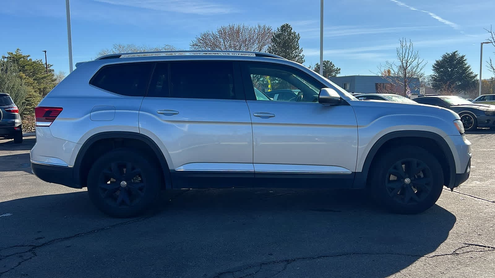 Thumbnail: 2018 Volkswagen Atlas - 4