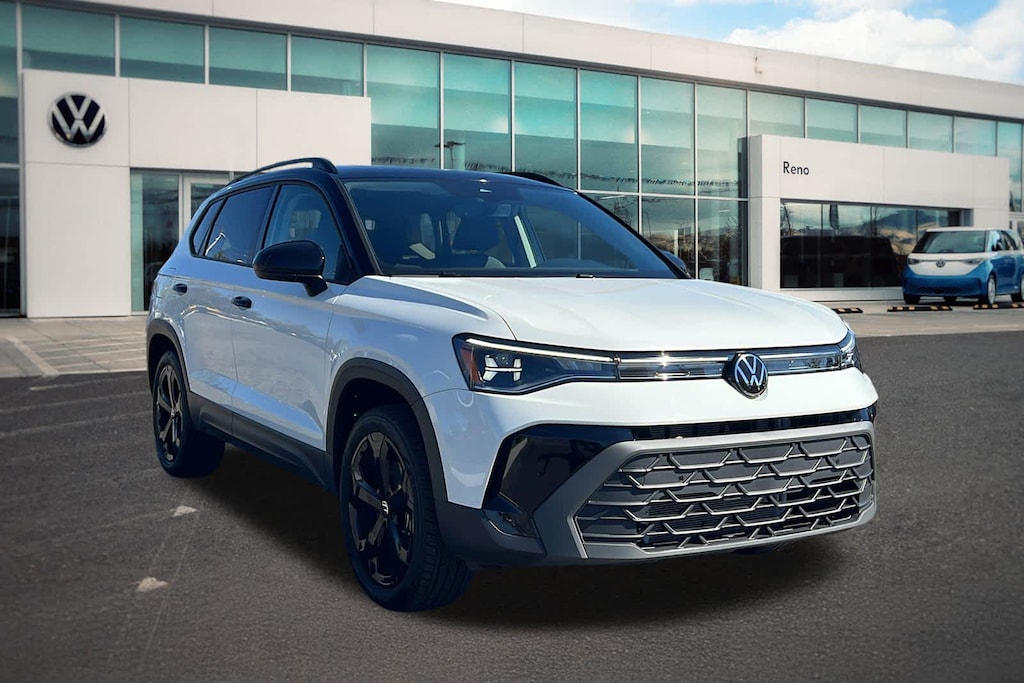 Used 2025 Volkswagen Taos SE Black SUV