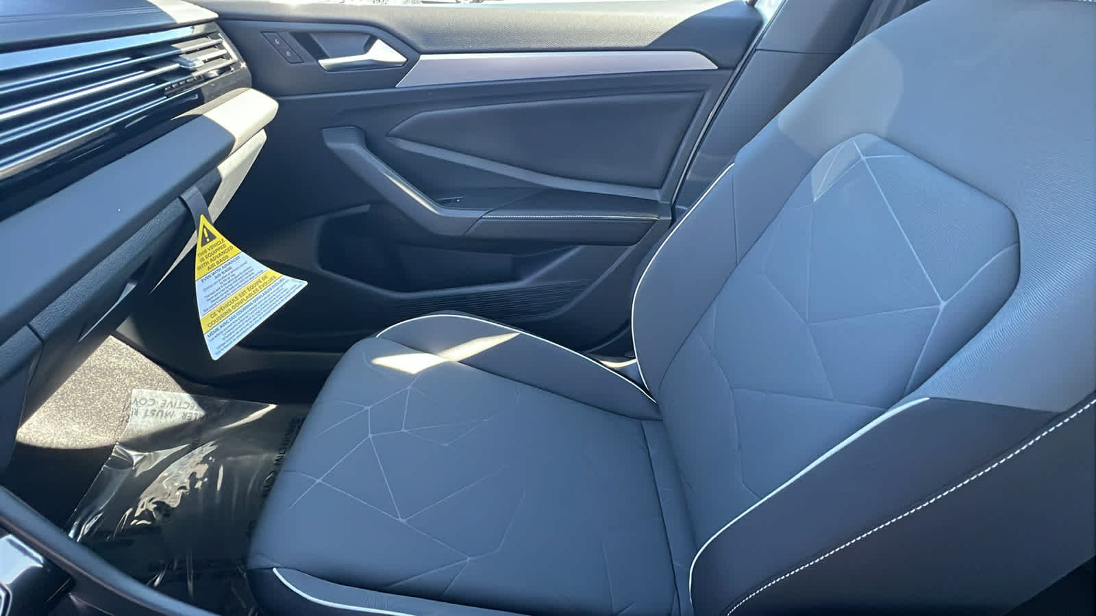 Thumbnail: 2026 Volkswagen Jetta - 12